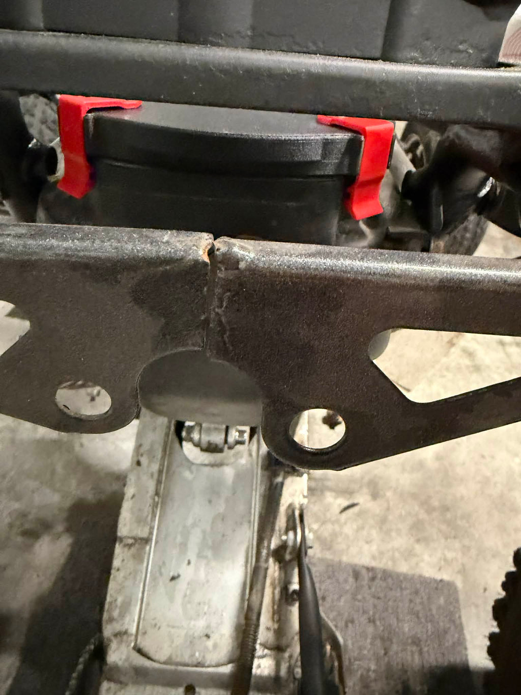 Suzuki LT 500 Airbox Lid (87-92)